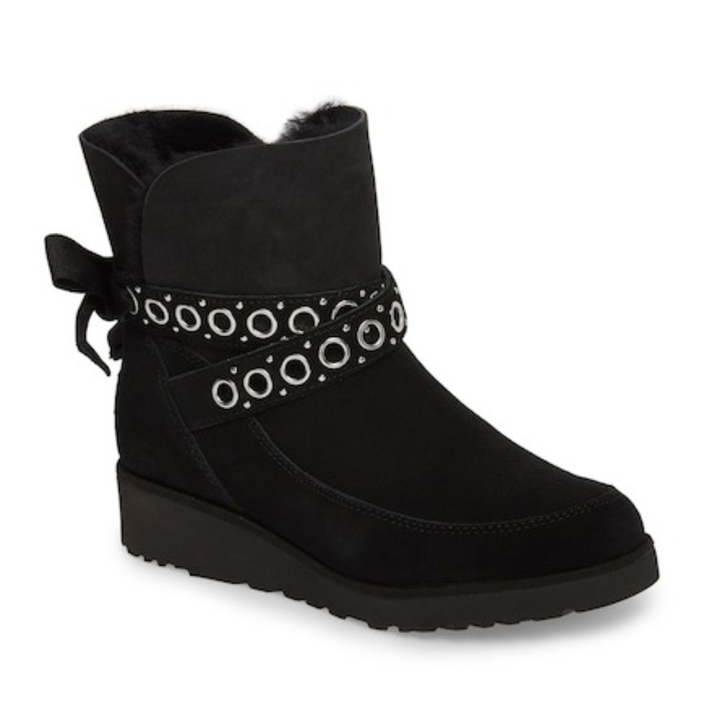 🎈SOLD🎈 NIB UGG Alisia Grommet Wedge Sheepskin Boots - Picture 2 of 8